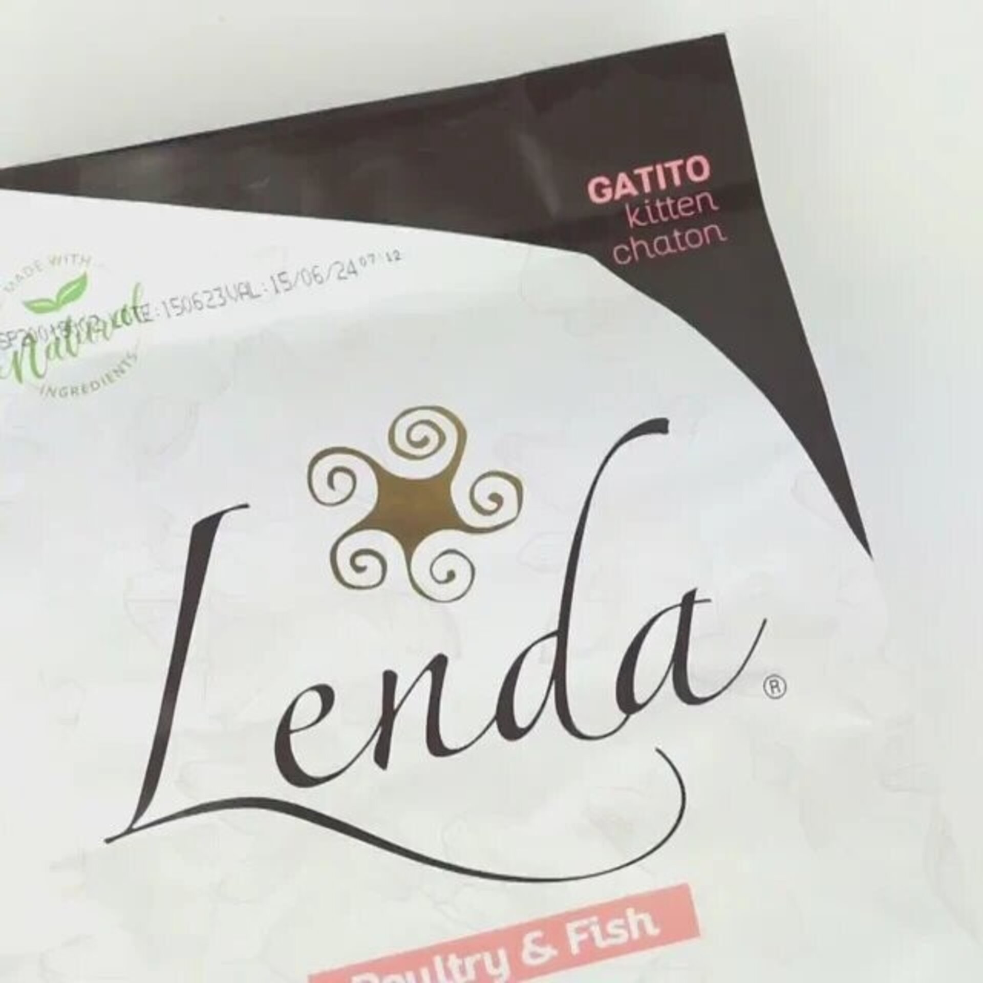 Lenda Kitten Poultry & Fish 2kg - 4